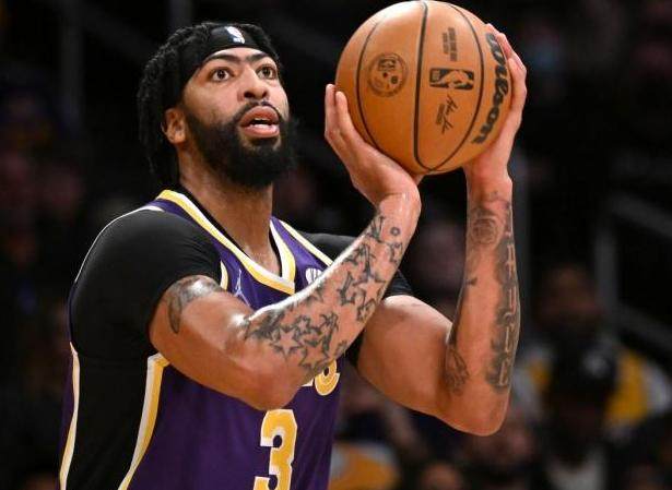 开云体育平台入口-谈及交易浓眉心里没底：Fxxk 真不清楚会发生什么