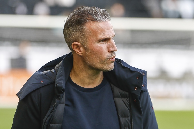 开云体育网址-落后榜首19分！荷媒：范佩西不会下课，费耶诺德开会决定继续支持